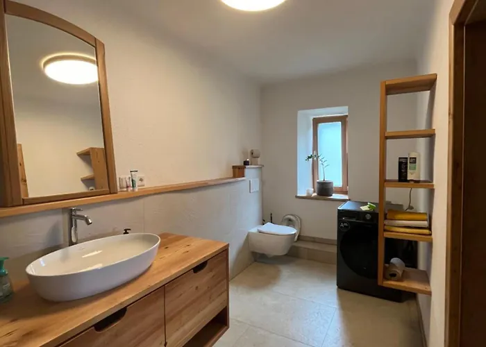 Stellplatz Mit Aussicht Auf Bergbauernhof Kemping Rennweg am Katschberg